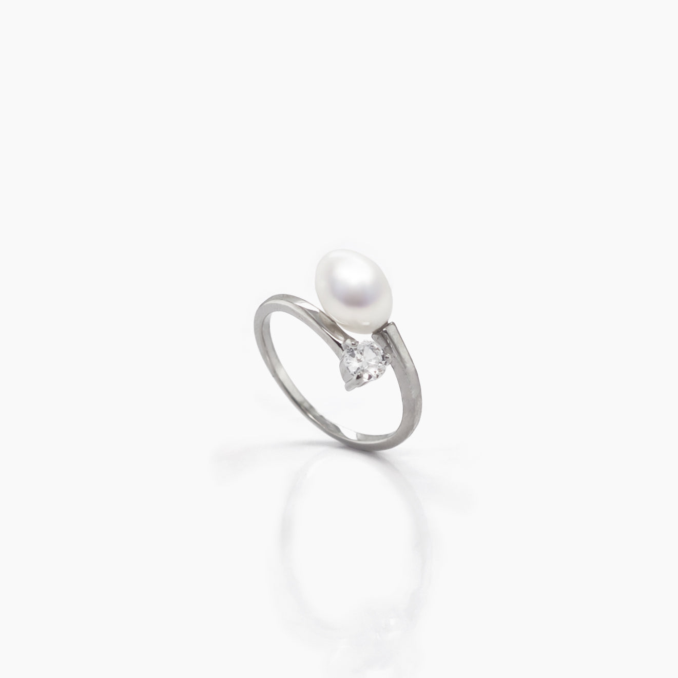 Bridal Bloom Ring in 925 Silver