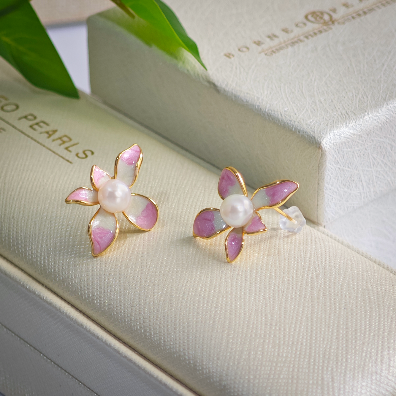 Blossom Pearl Earring