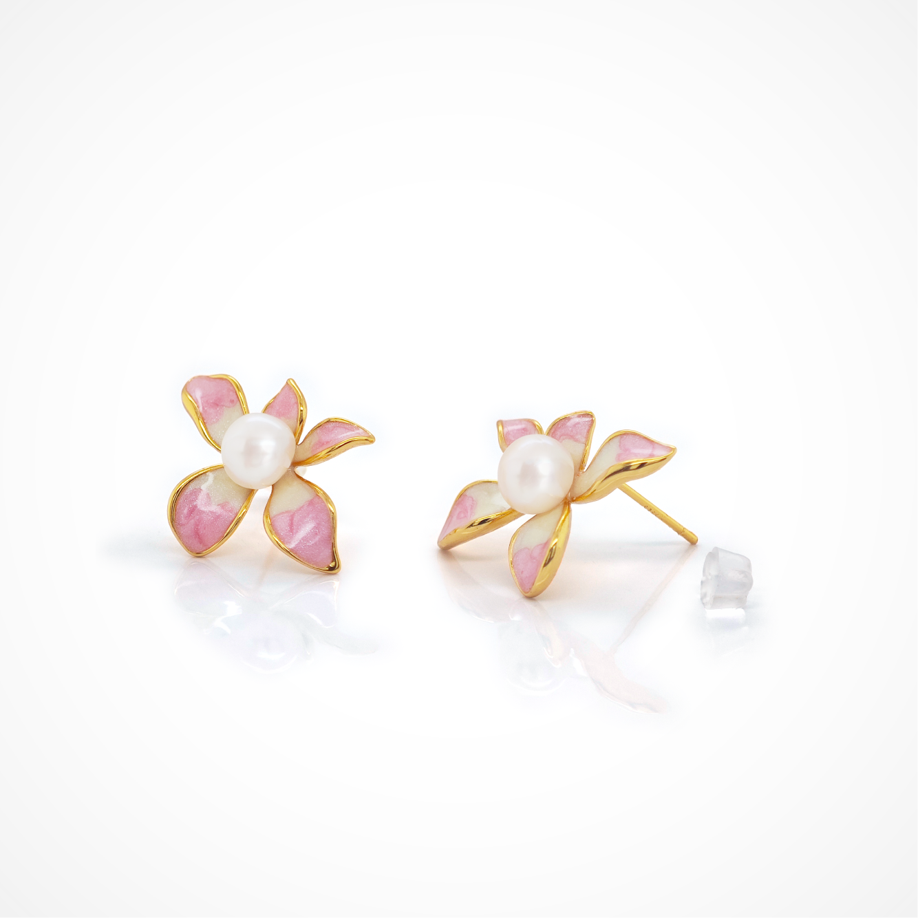 Blossom Pearl Earring