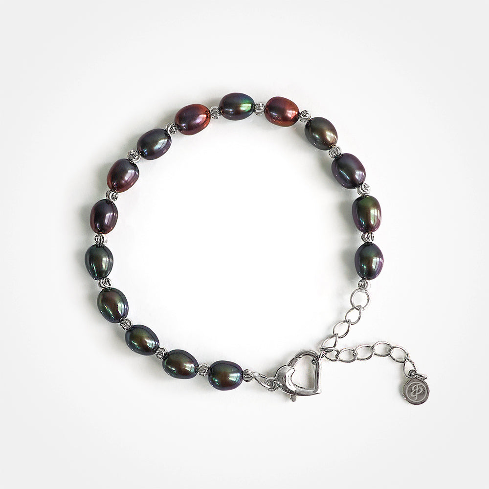 Rice Pearl Bracelet with Heart Clasp