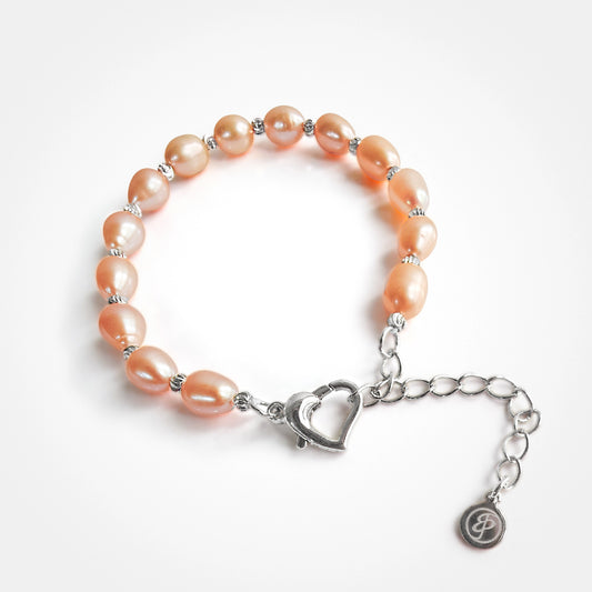 Rice Pearl Bracelet with Heart Clasp