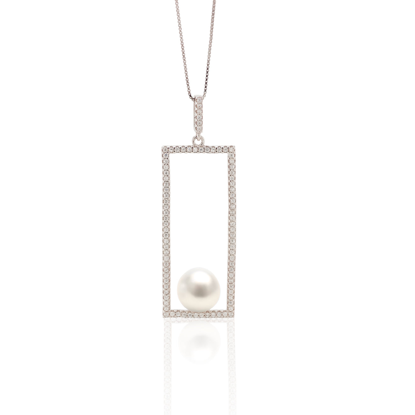 Aurora Pearl Set in 925 Silver