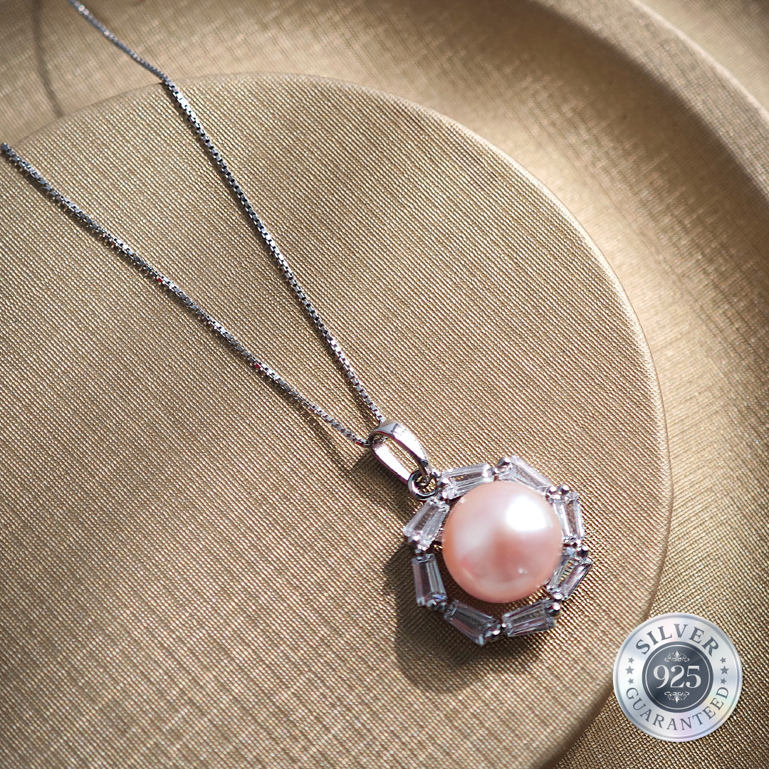 Iridescent Bloom Pendant in 925 Silver