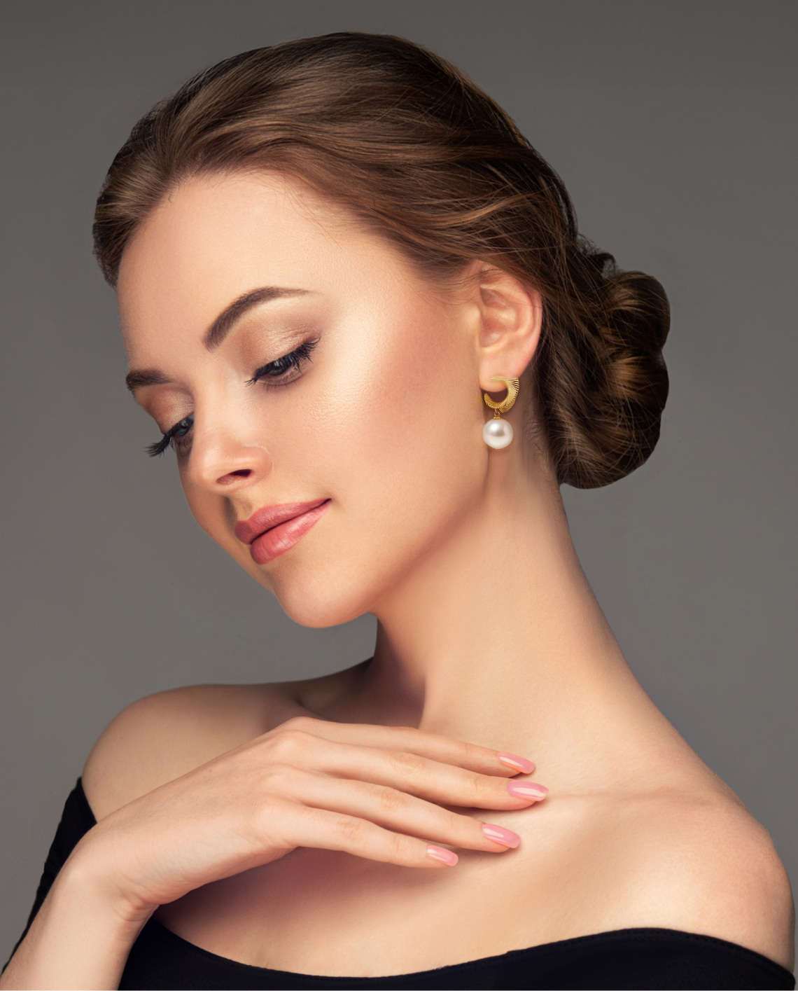 Luminous 10-11mm Round Pearl Earring in 925 Silver