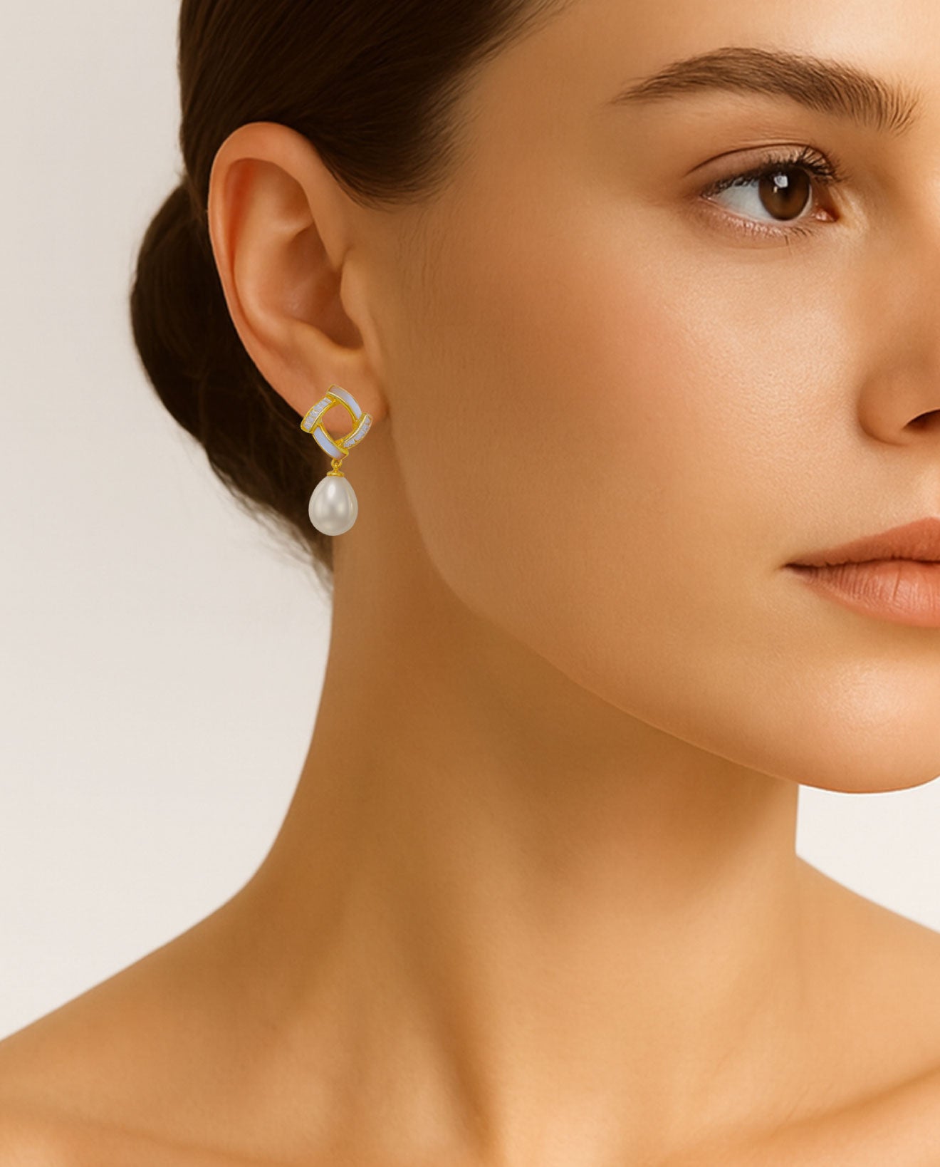 Twilight Glow 9-10mm Drop Earrings in 925 Silver