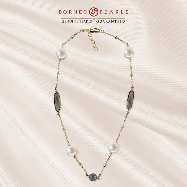 16" Pearl with Crystal Stones Necklace