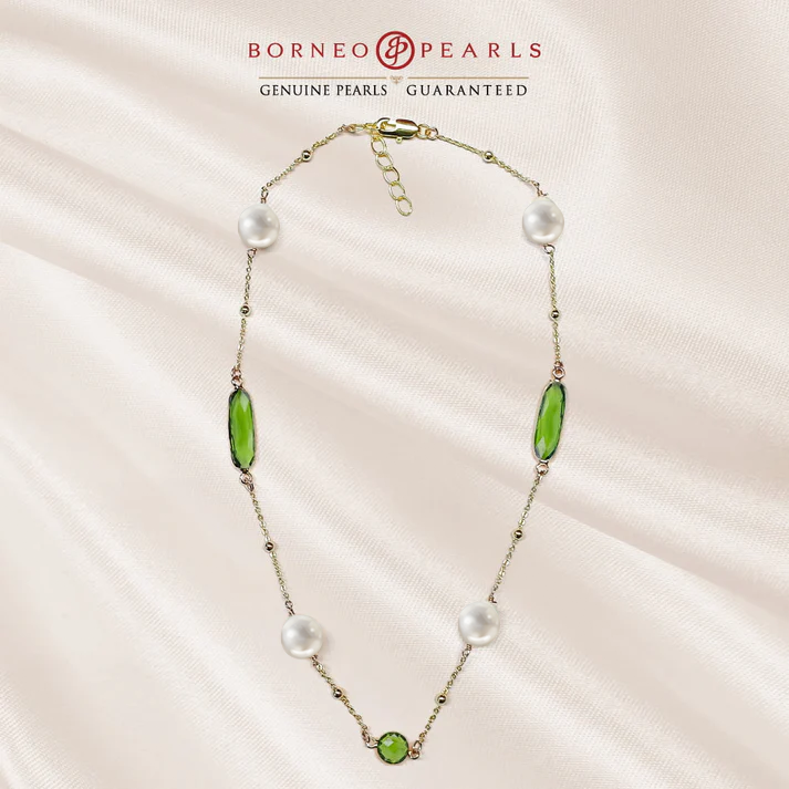 16" Pearl with Crystal Stones Necklace