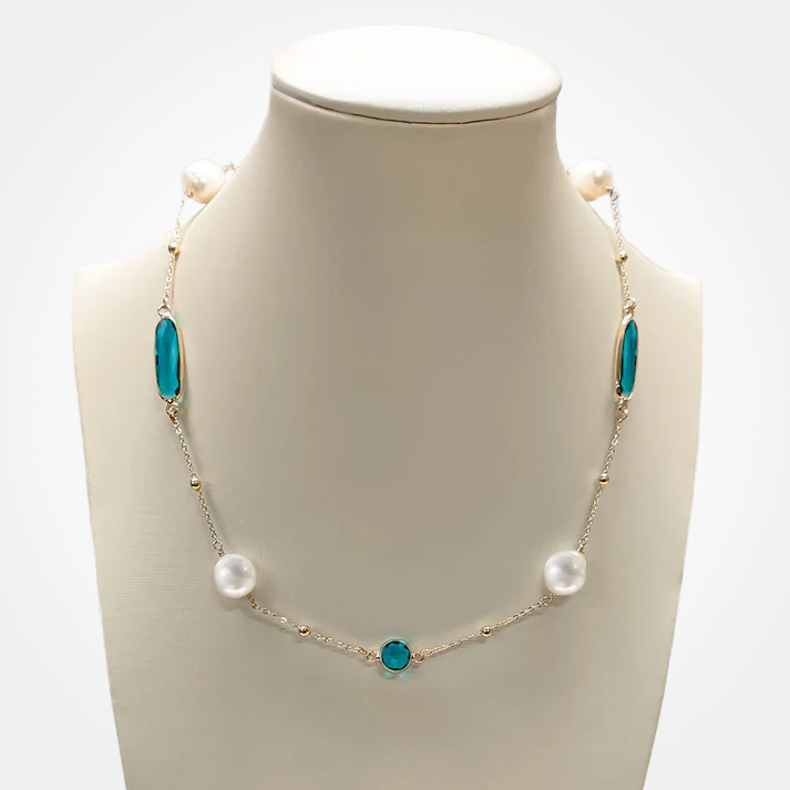 16" Pearl with Crystal Stones Necklace