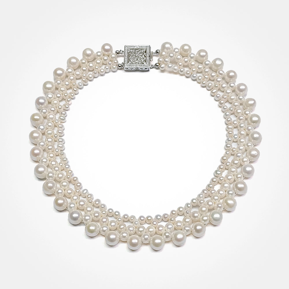 Dreamy Bridal Pearl Necklace