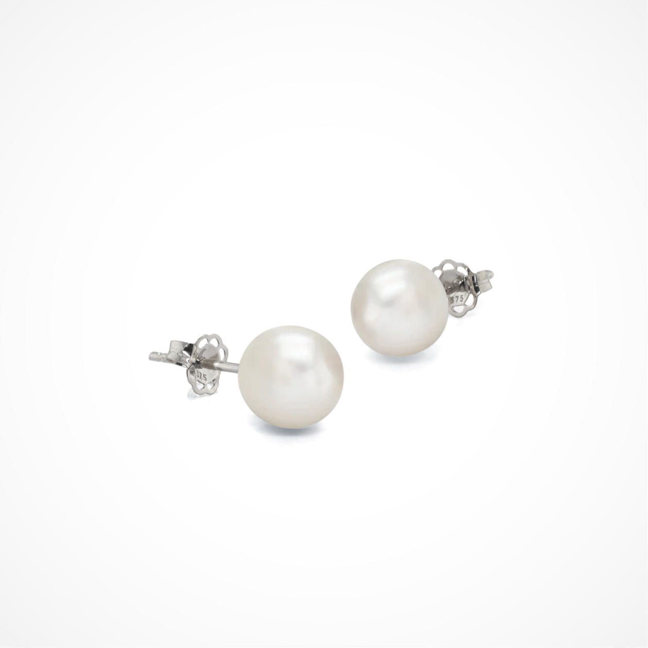 Round Pearl studs in 9K White Gold & Silver