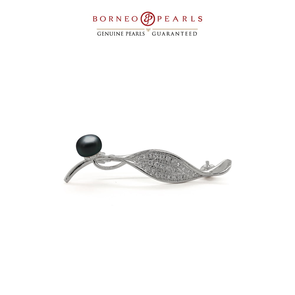Luxury Pearl Brooches