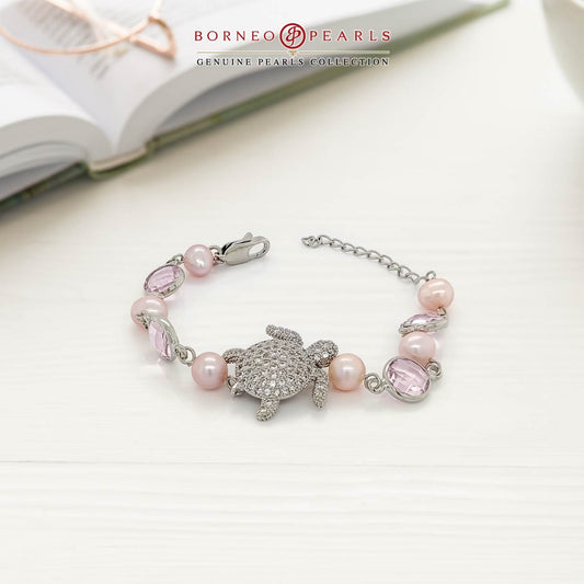 Charm Pearl Bracelet