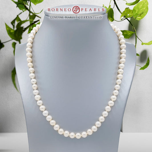 Classic Pearl Choker