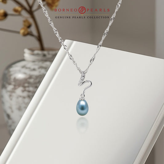 Pearl Pendant - The Charming Stream Of The Wild