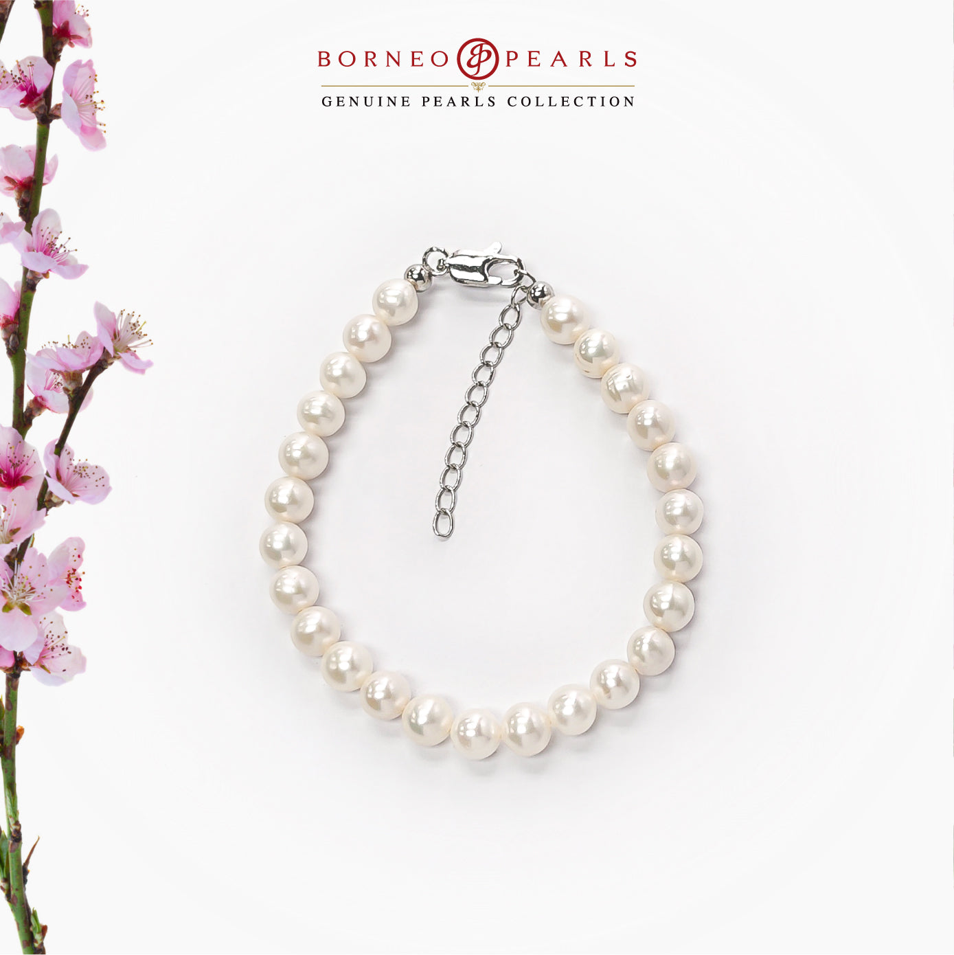 Classic Off Round Pearl Bracelet