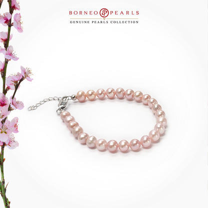 Classic Off Round Pearl Bracelet