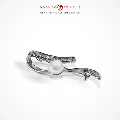 Pearl Reverie Brooch