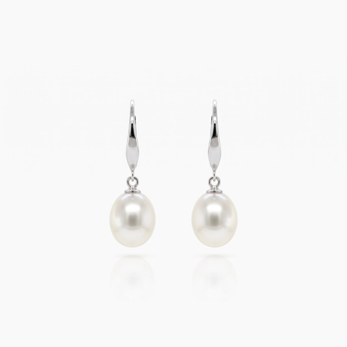 Classic Rice Pearl Drop Earrings 8–9mm with 925 Silver
