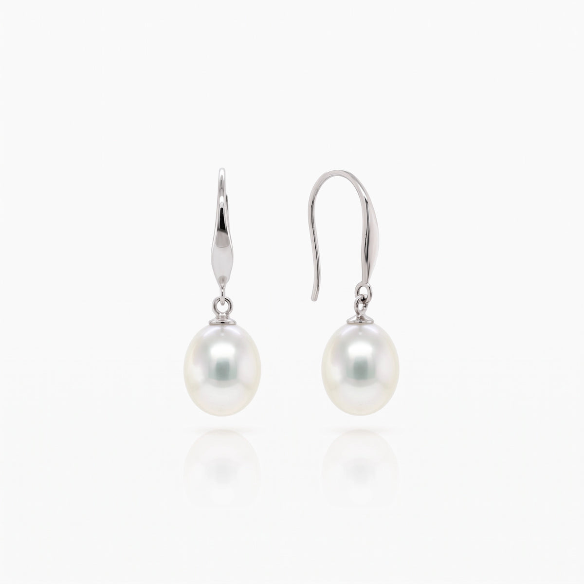 Classic Rice Pearl Drop Earrings 8–9mm with 925 Silver