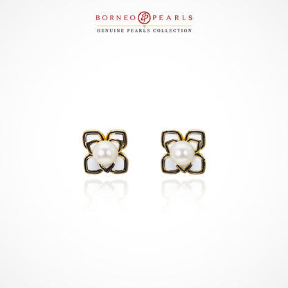 Four-Leaf Clover Pearl Earrings