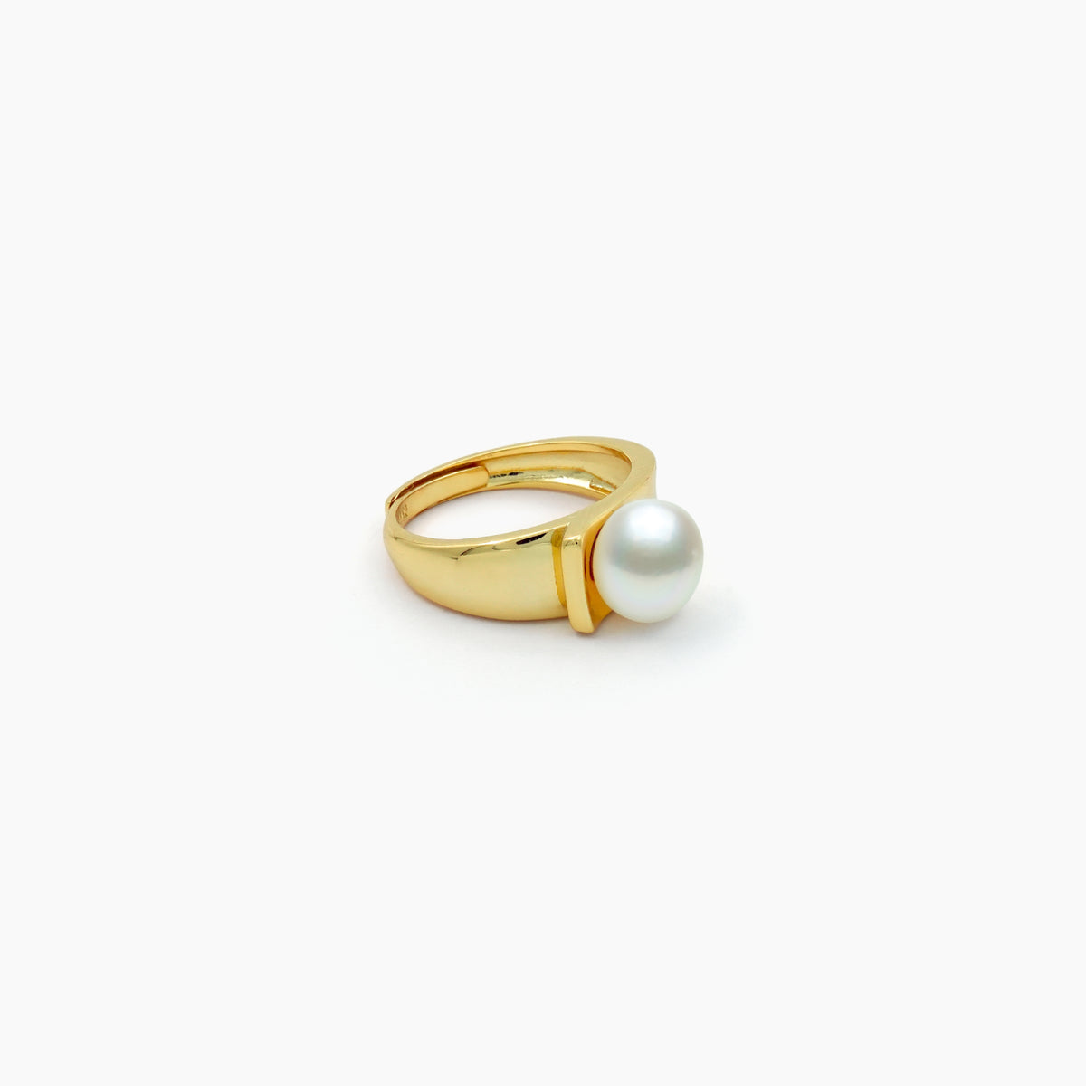 Sculpted Pearl Adjustable Ring
