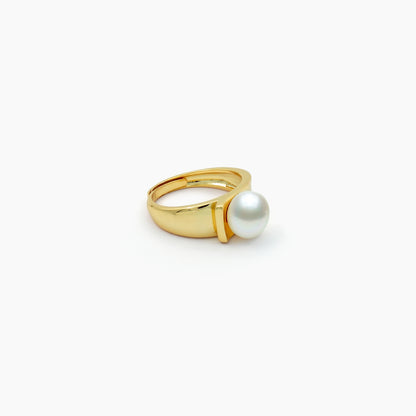 Sculpted Pearl Adjustable Ring