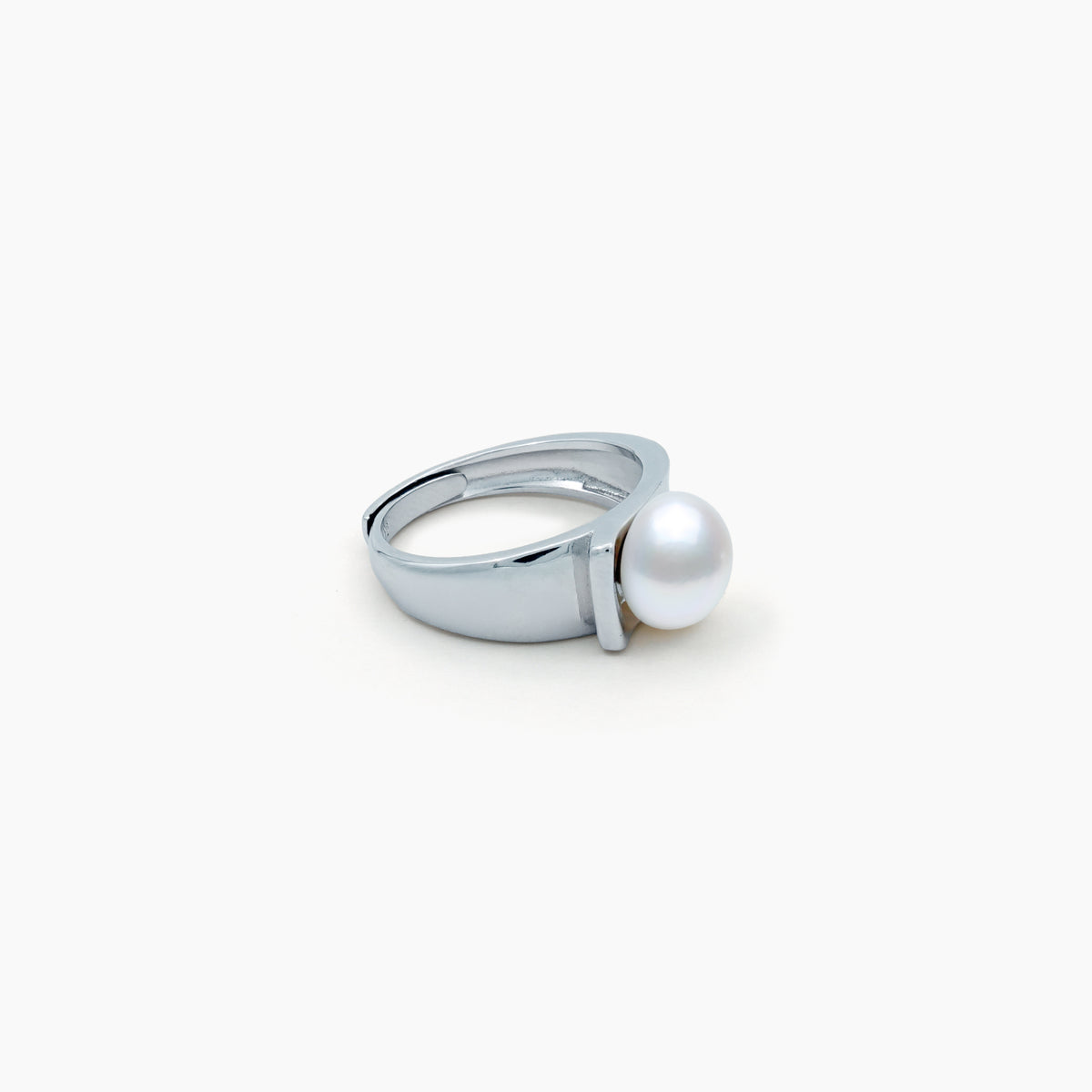 Sculpted Pearl Adjustable Ring