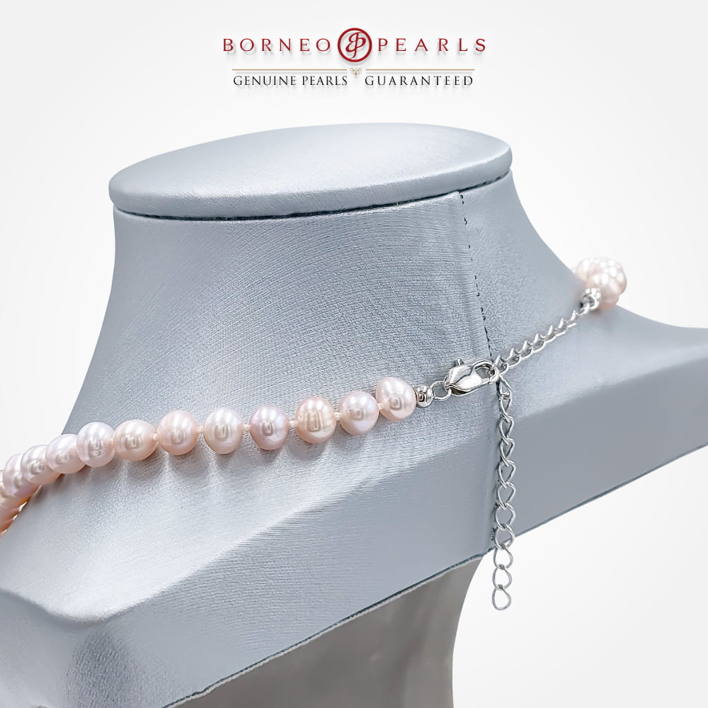 Classic Pearl Choker