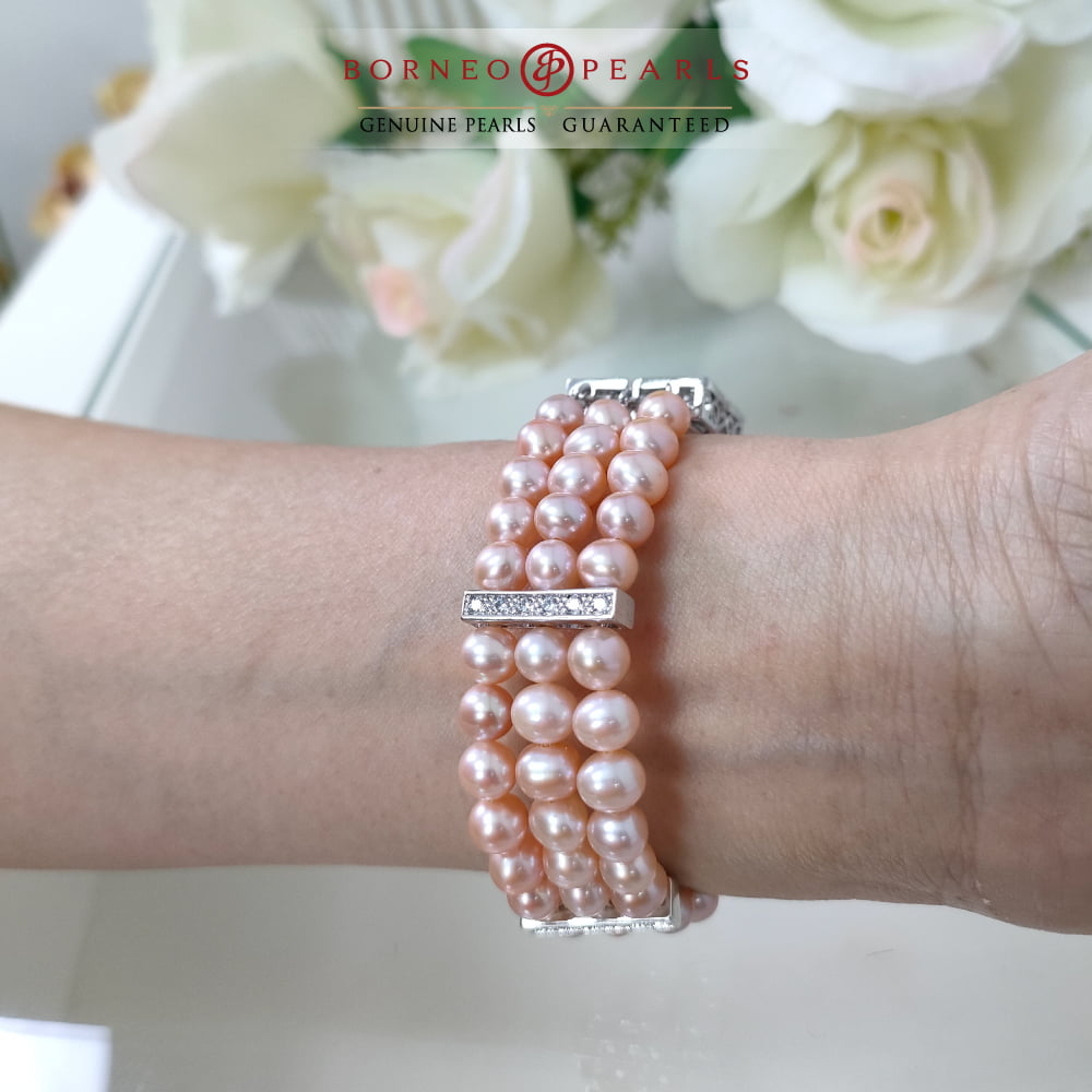 Three Layer Off Round Pearl Bracelet