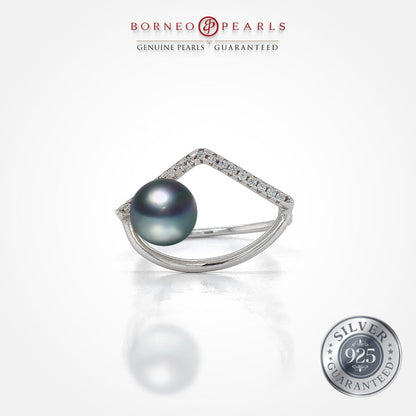 Glitz & Glam Pearl Ring in 925 Silver