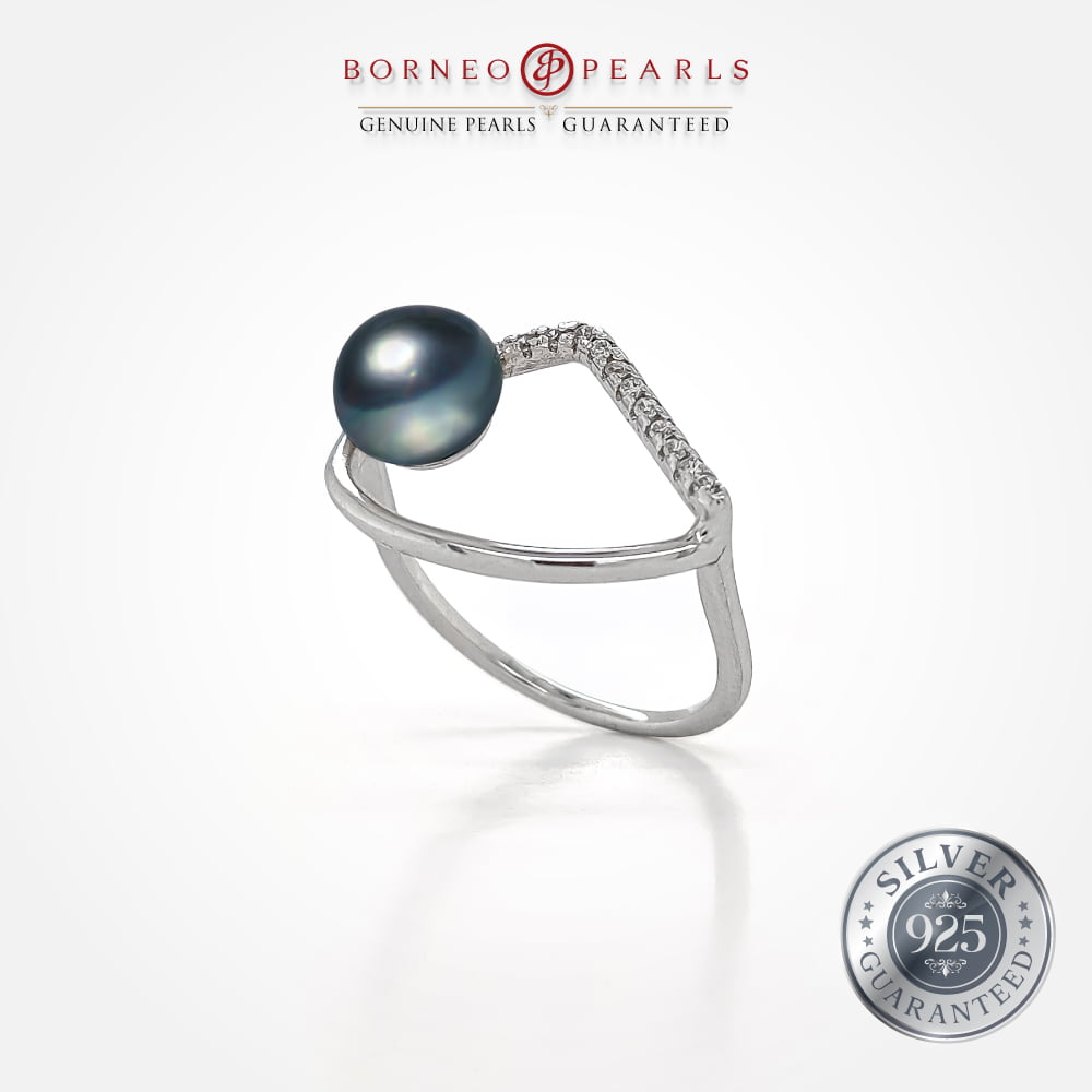 Glitz & Glam Pearl Ring in 925 Silver