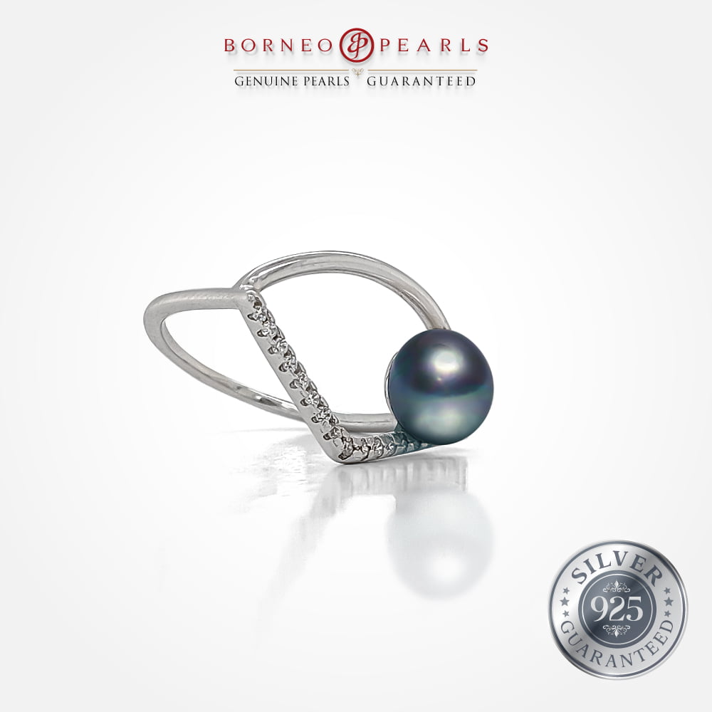 Glitz & Glam Pearl Ring in 925 Silver