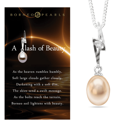 A Flash of Beauty - Story Pendant