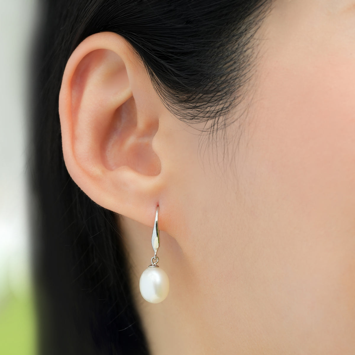 Classic Rice Pearl Drop Earrings 8–9mm with 925 Silver