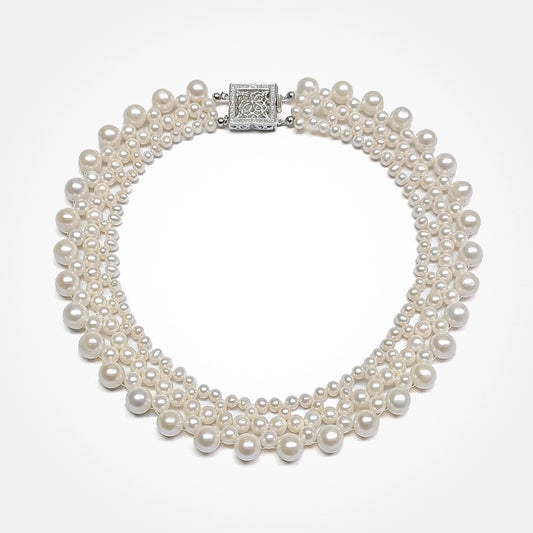 Dreamy Bridal Pearl Necklace