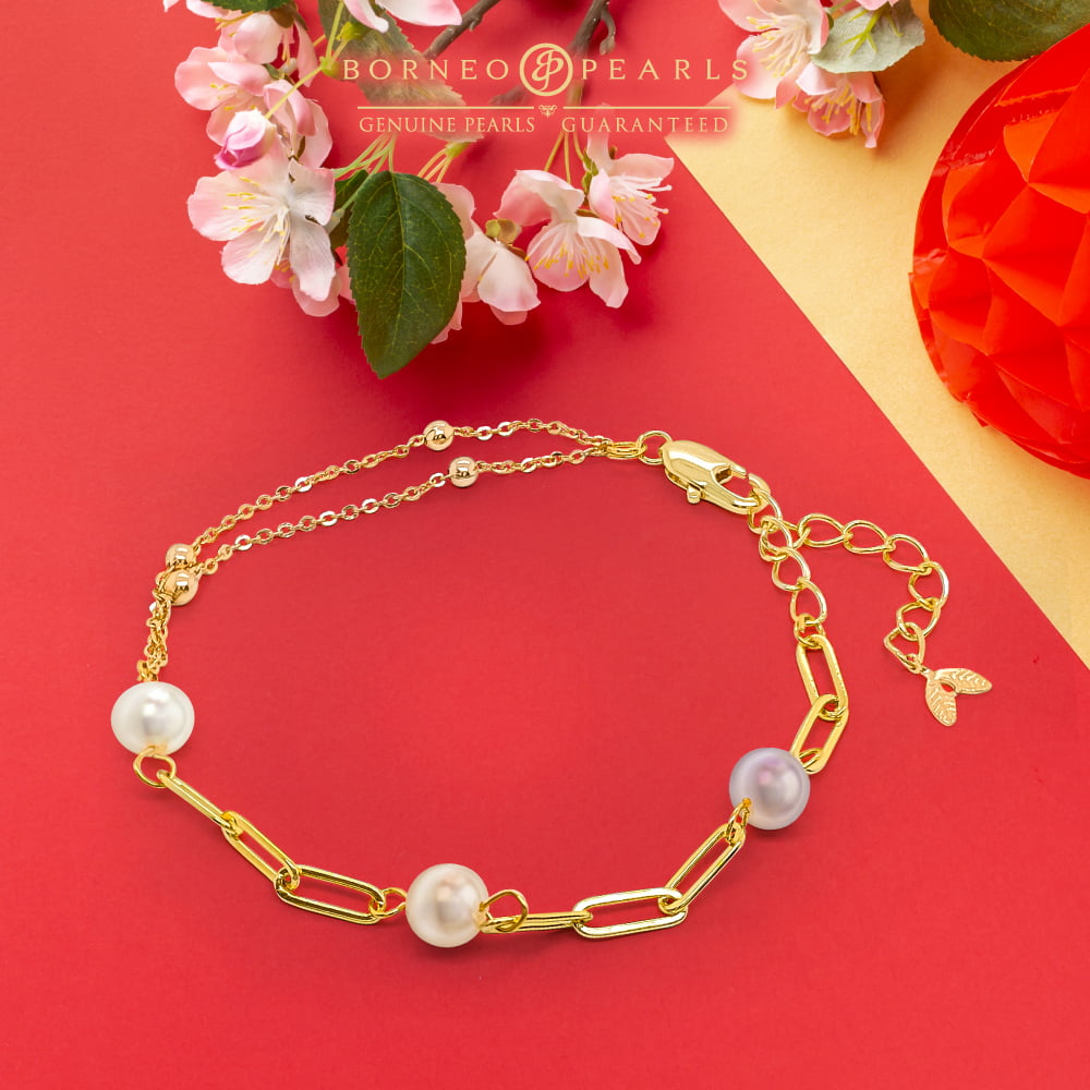 Minimalist Pearl Bracelet