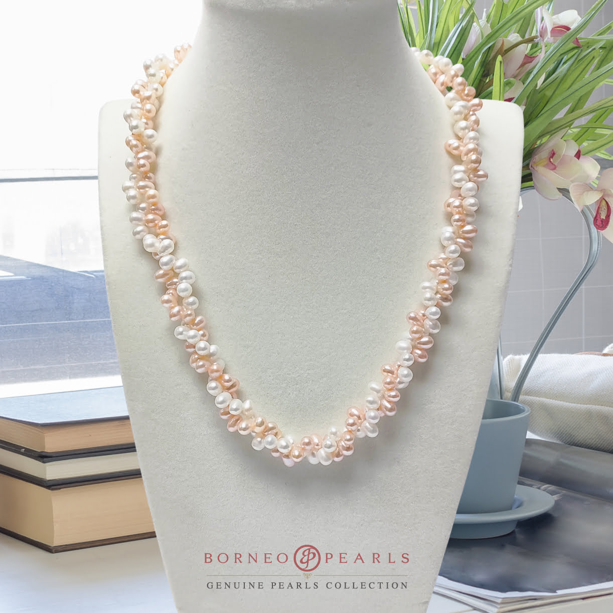 Drop Pearl Twisted Necklace