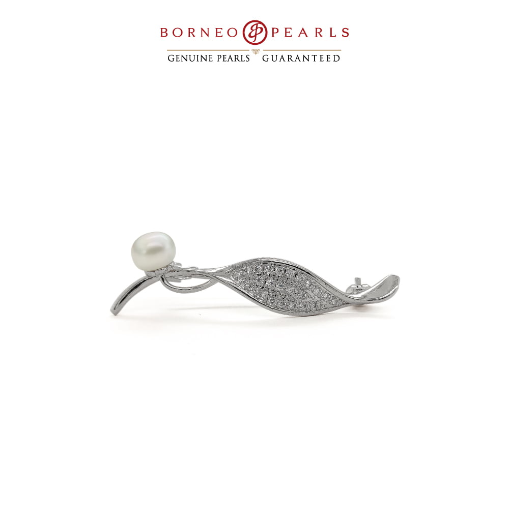 Luxury Pearl Brooches