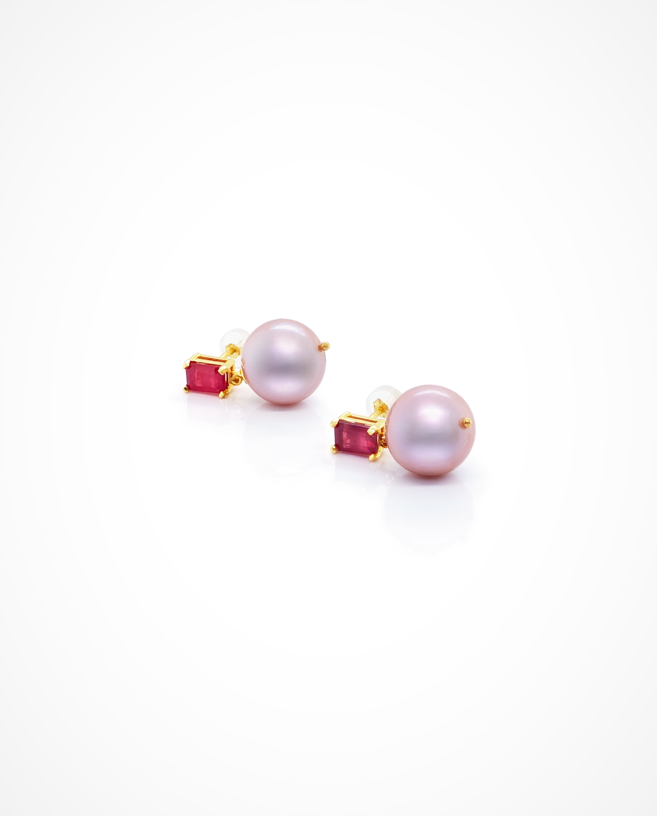 Ruby & 11-13mm Off Round Pearl in 925 Silver