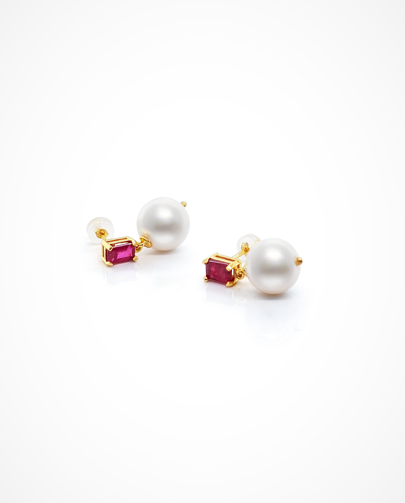 Ruby & 11-13mm Off Round Pearl in 925 Silver
