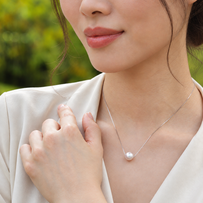 Classic White Round Pearl Adjustable Necklace – 9–10mm