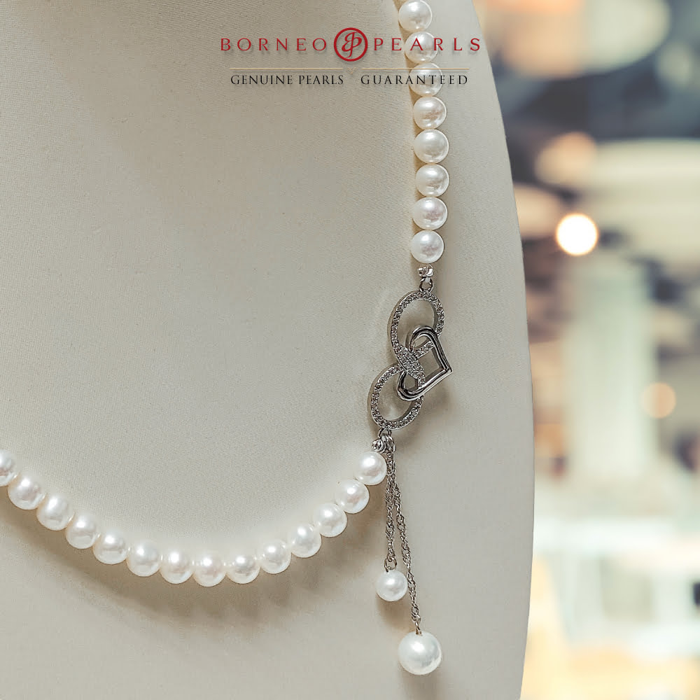 Pearl Necklace With Heart Charm Necklace